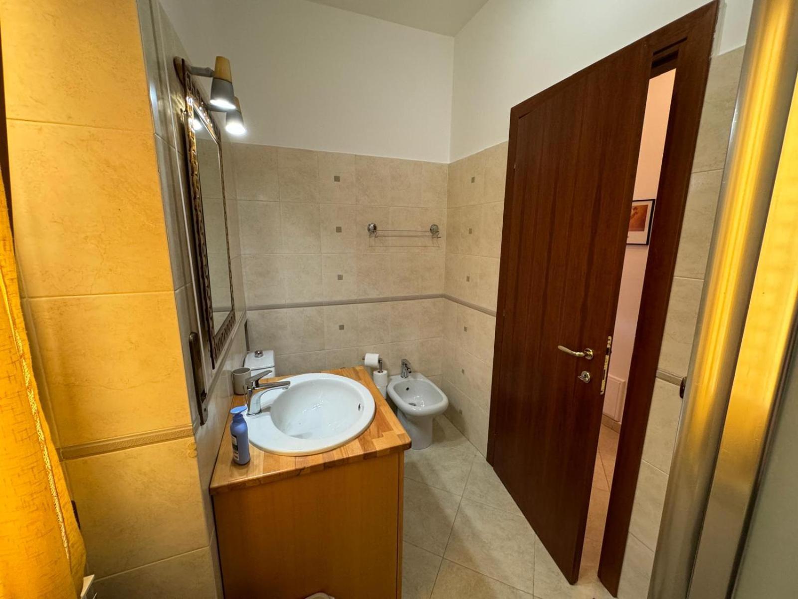 La Dimora Di Livia Aparthotel Lido di Ostia Luaran gambar