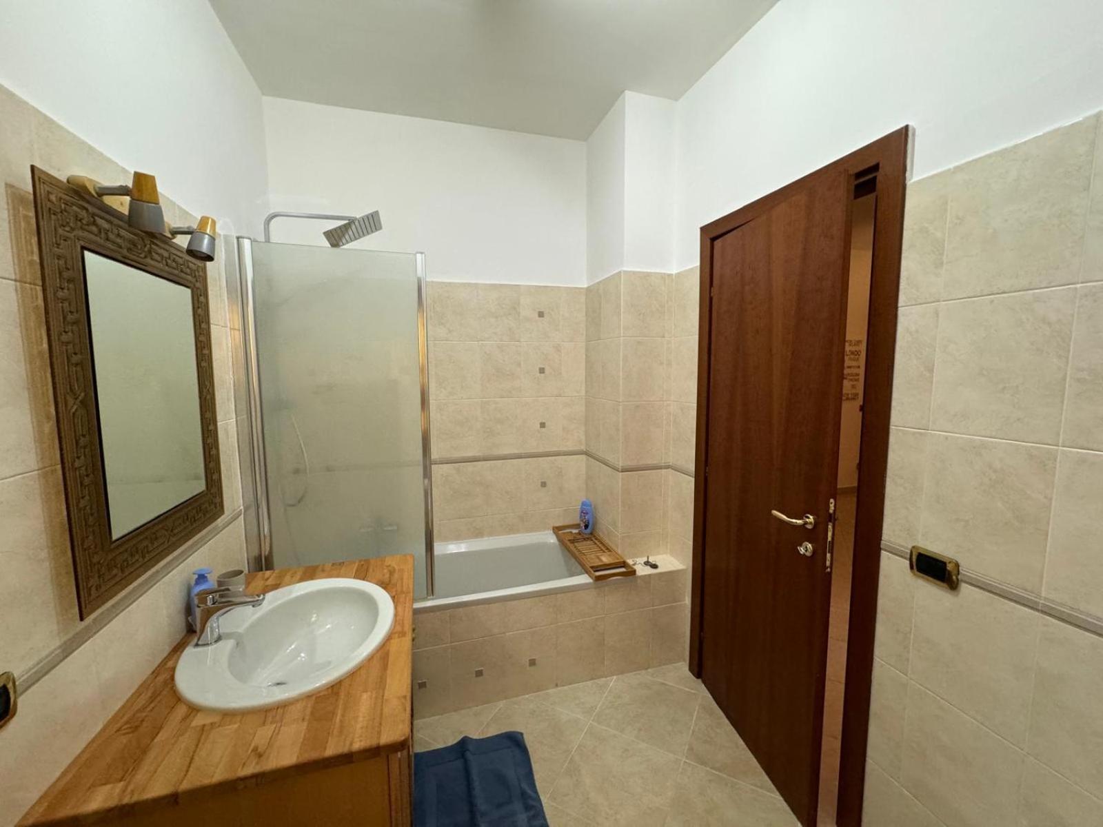 La Dimora Di Livia Aparthotel Lido di Ostia Luaran gambar